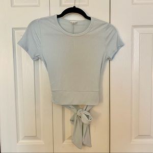 Garage light blue crop t-shirt